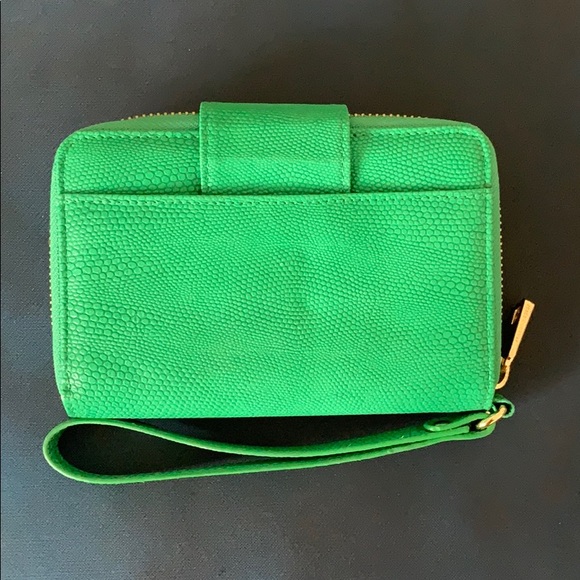 Green Juicy Couture Wallet - Picture 2 of 4